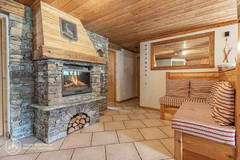 bonneval sur arc chalet d'emile rental 6 persons apartment le melezin - HMVT