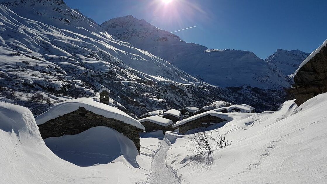 © Le hameau de l'Ecot à Bonneval-sur-Arc en hiver - OT HMV