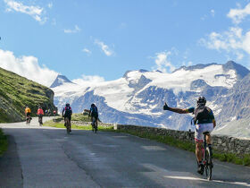 L&#039;Iserane: bike-only ascent to the pass