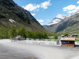 © City stade de Bonneval sur Arc - B.Filliol - OT HMV