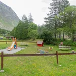 © Children's playground in Bonneval sur Arc - B. Filliol OT HMV