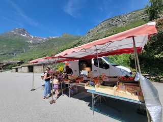 © Marché estival à Bonneval sur Arc - B Filliol-OT HMV