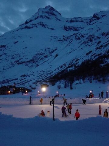 © Patinoire naturelle de Bonneval sur Arc - OT HMV