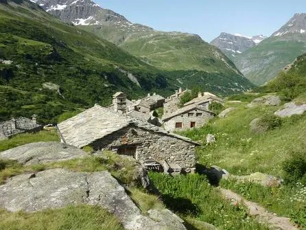 5-Day Méan Martin Hiking Tour - Stage 5 - From Refuge du Carro to Bonneval sur Arc