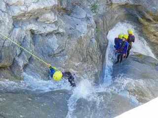 © Supervised canyoning at Ecot - B. Filliol - OT HMV
