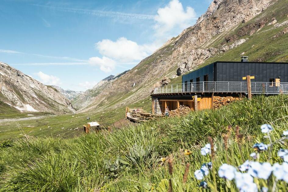© Refuge de Prariond en été - Yann Allegre