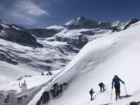 © Séjour Perfectionnement au Ski de Printemps à la Bessannaise_Bonneval-sur-Arc - Terre d'Alpinisme