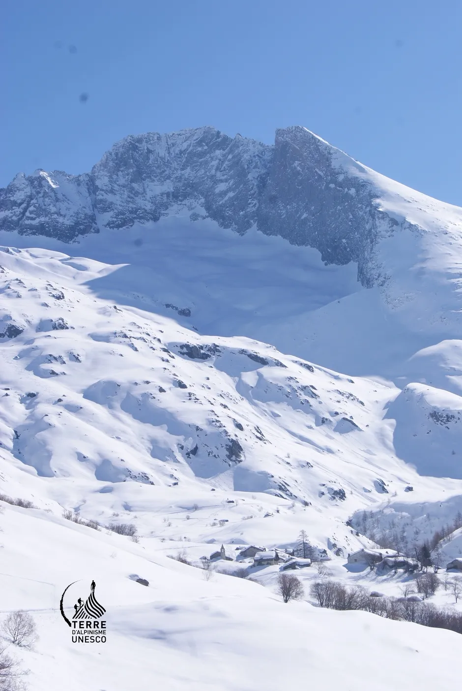 © Tracks on the Albaron in the Alpes Grées_Bessans - Terred'Alpinisme