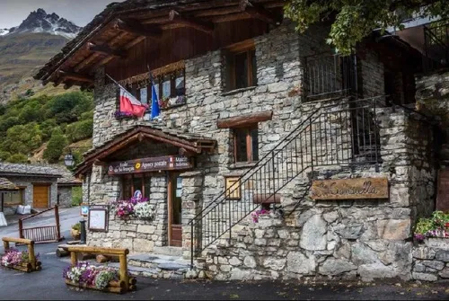 Mairie de Bonneval sur arc