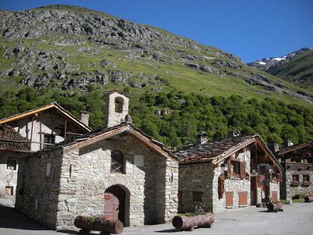 Montée cyclo du Col de l'Iseran depuis Bonneval-sur- Arc